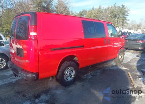 2021 GMC Savana Cargo Rwd 3500 Regular Wheelbase Work Van z USA, uszkodzony, nr VIN 1GTZ7GF15M1266948